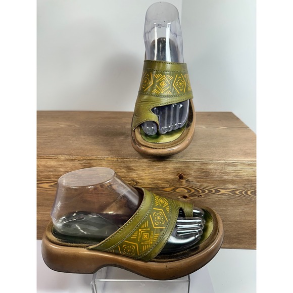 Dansko Shoes - Dansko VTG Leather Comfort Slides Toe Loop Portugal Boho Y2K Rare 90s 38/ 7.5-8